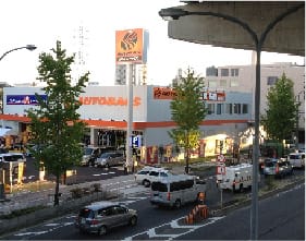 オートバックス 東名インター店